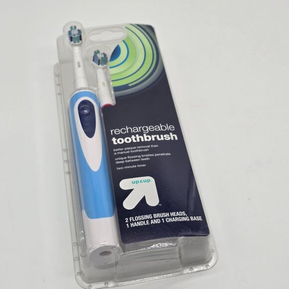 Rechargeable Oscillating Toothbrush with 2 Replacement Brush Heads up & up New - Picture 4 of 5